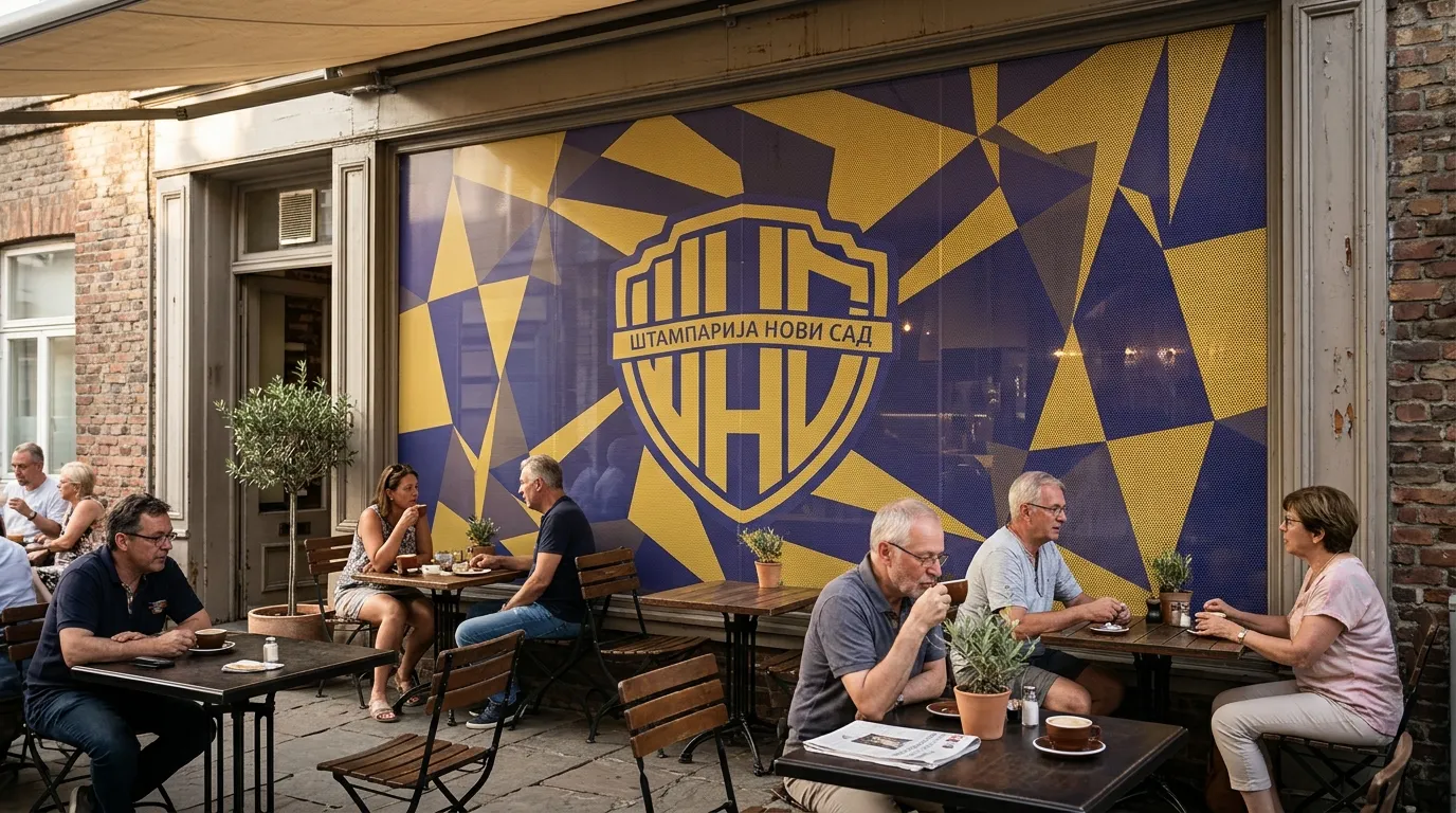 Sve vrste stikera, uključujući i Štampanje na rupičastoj foliji. Digitalna štampa i precizno opsecanje na najsavremenijim mašinama.